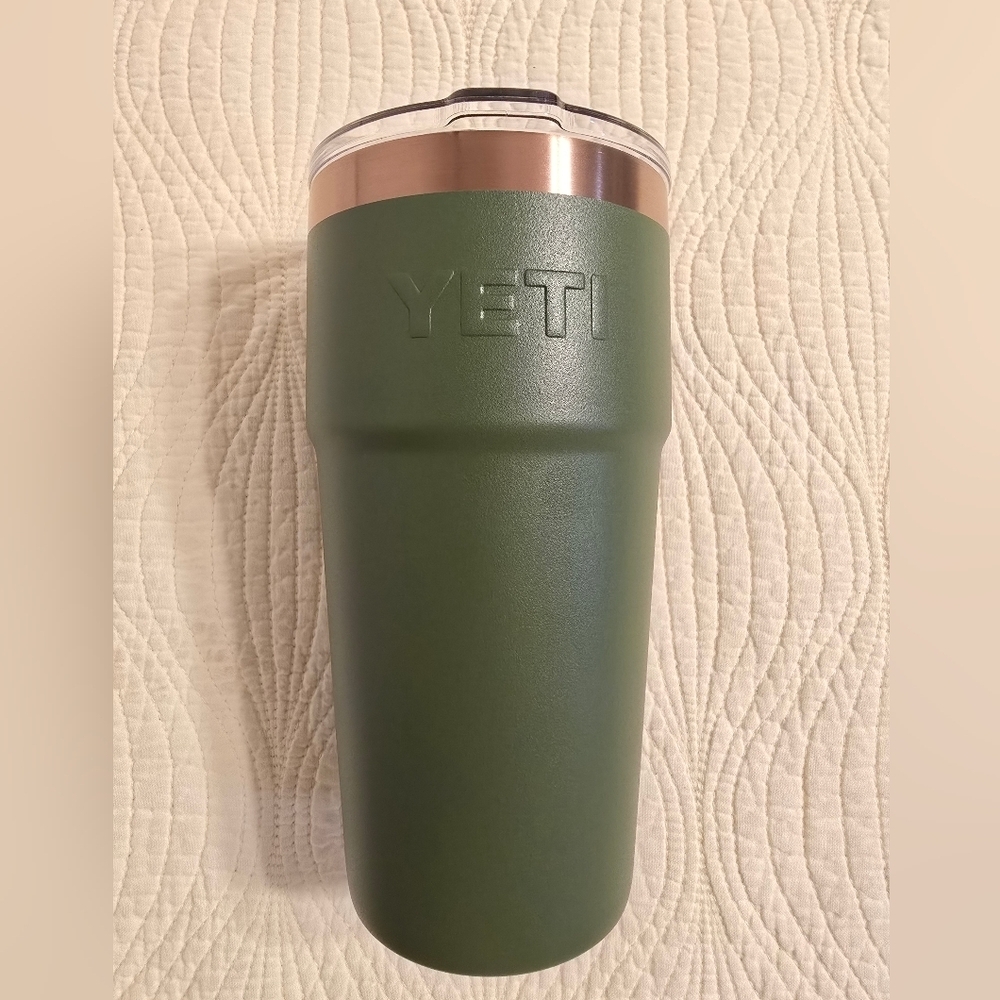 NWT YETI Limited Edition Folds Of Honor Rambler Tumbler 20 OZ - Picture 3 of 5